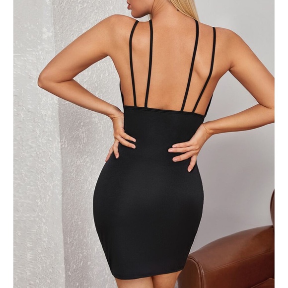 Black Plunge Strappy Neckline Bodycon Sexy Dress - Picture 2 of 6